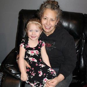 Meet your Posher, Dana